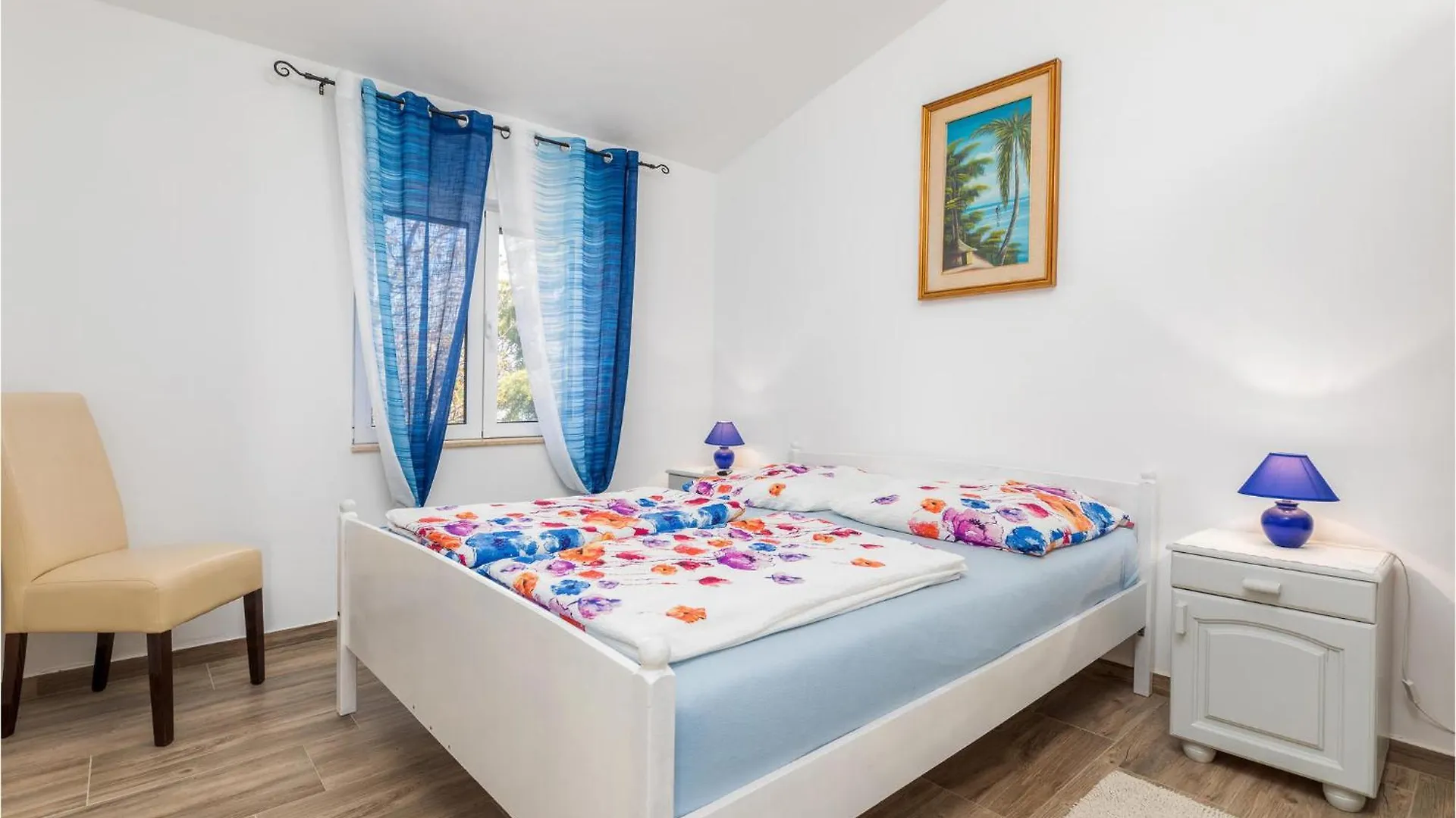 Awesome Home In Fazana With Kitchen Holiday home
