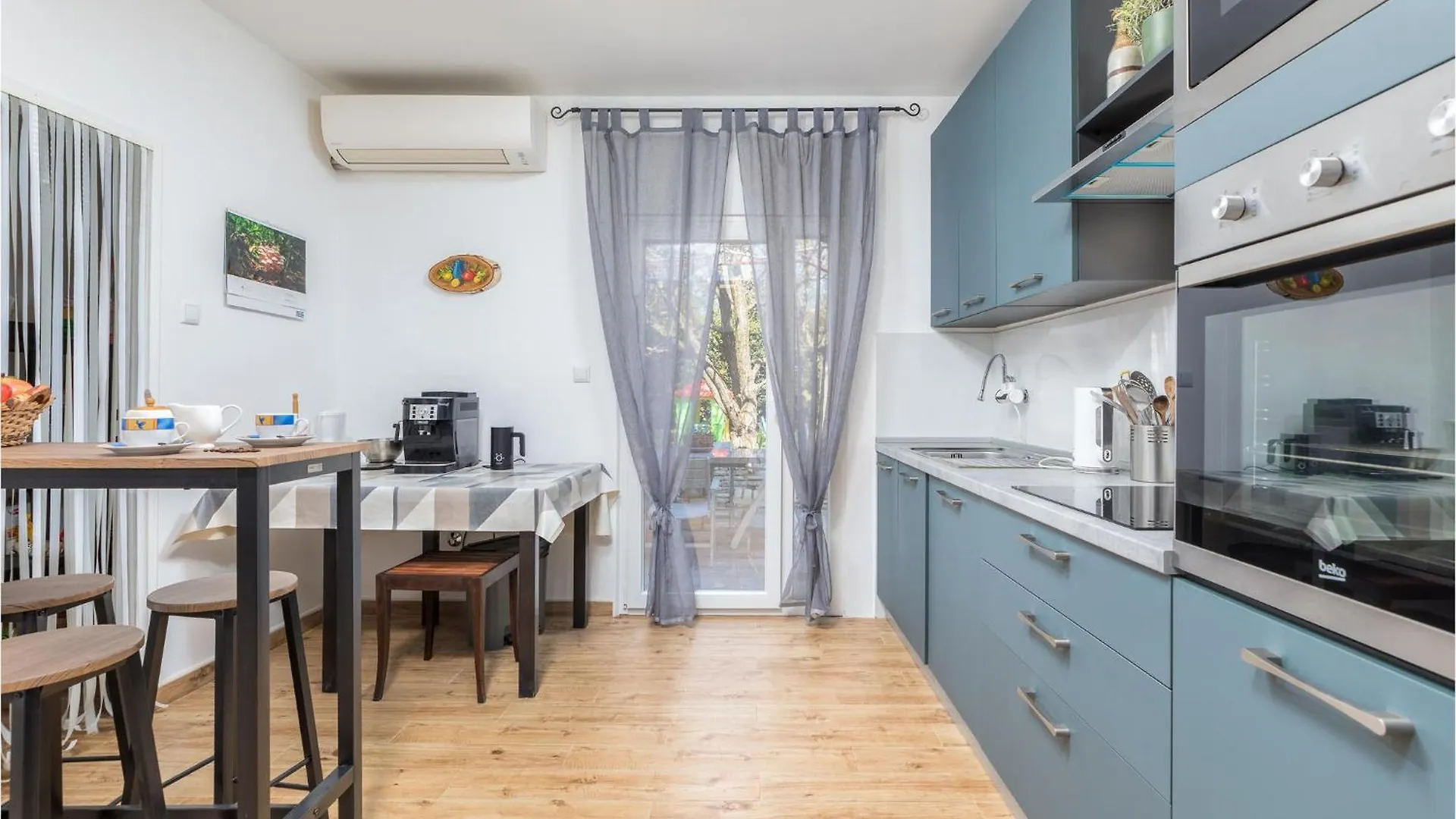 Awesome Home In Fazana With Kitchen