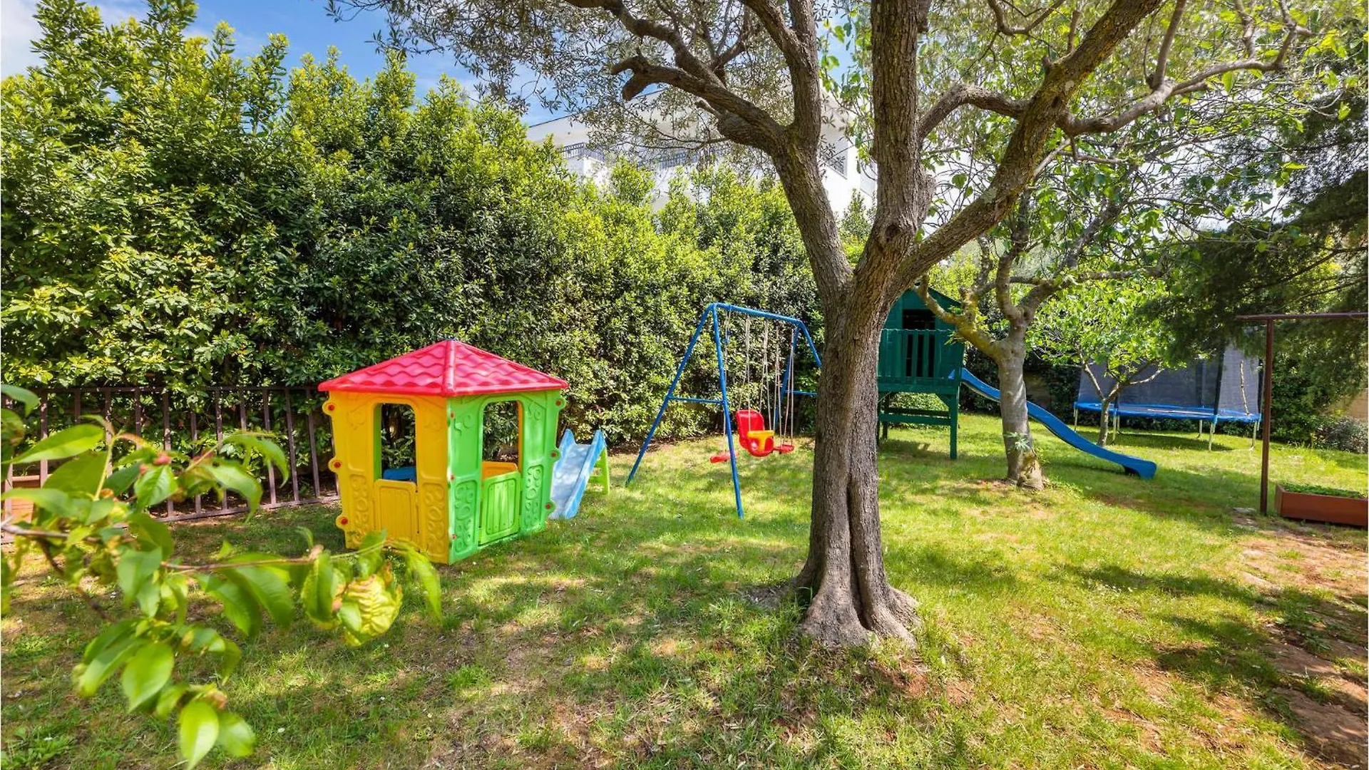 Awesome Home In Fazana With Kitchen 0*,